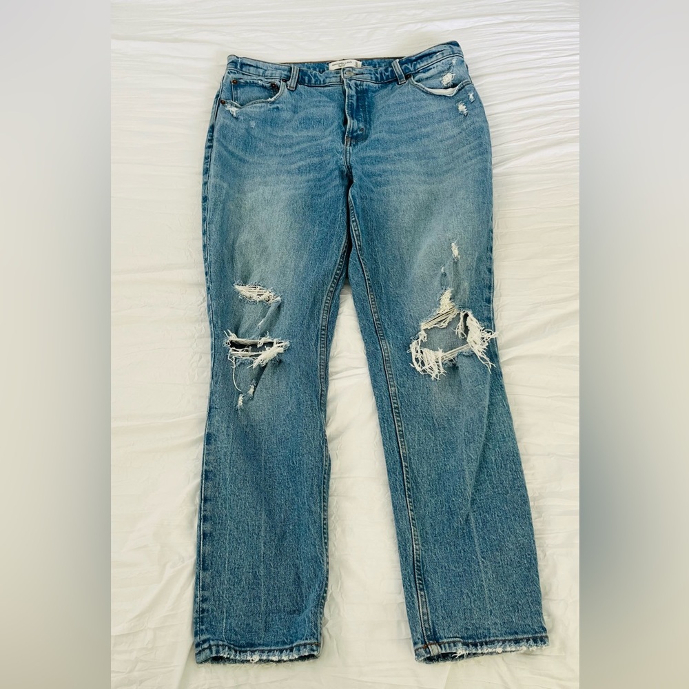 Abercrombie & Fitch Ripped Jeans